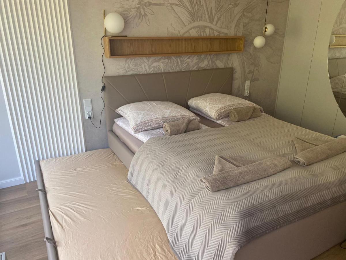 Apartament Gold Świnoujście Exteriör bild